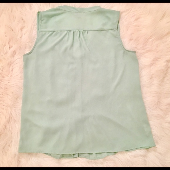 LOFT mint green pleated sheer blouse size medium - Picture 2 of 7